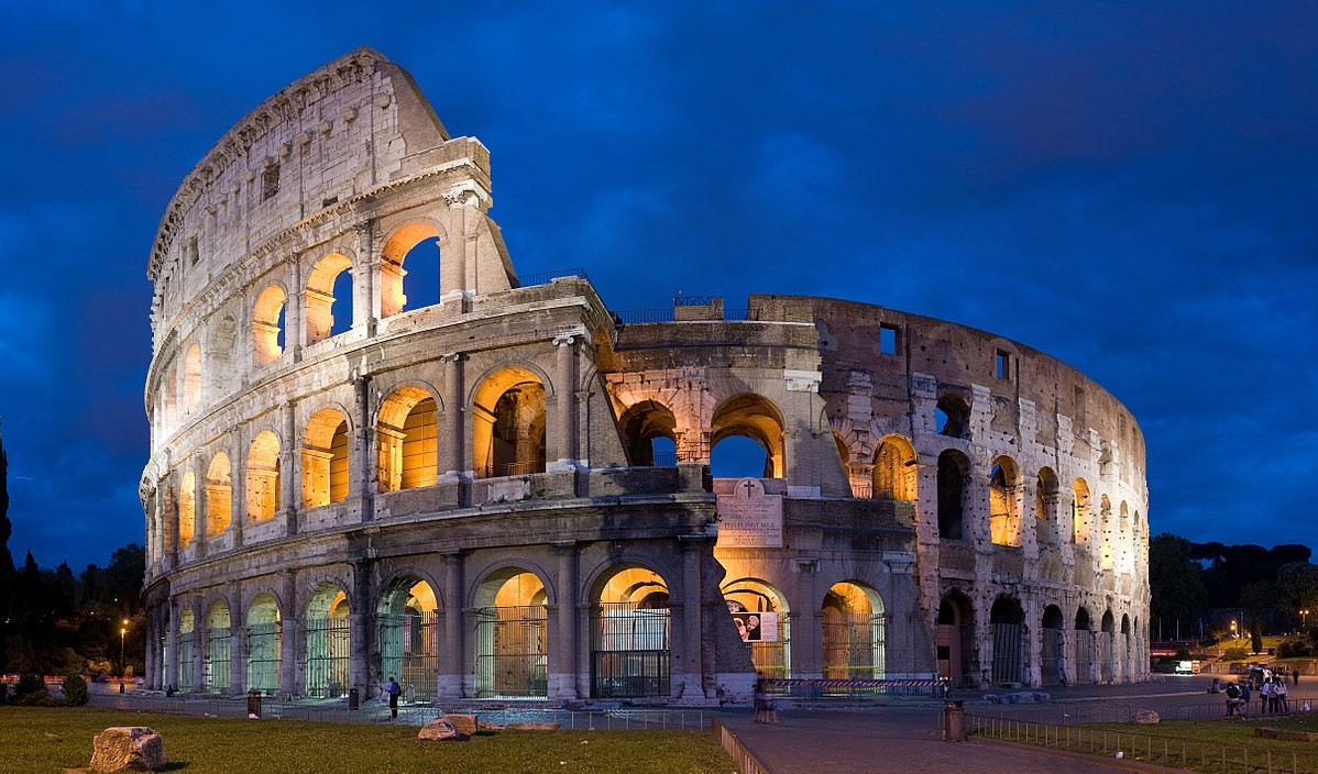 Coliseu, um dos símbolos do Império Romano que ainda estão de pé (Foto: Wikimedia Commons)