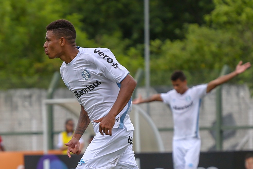 Diego Rosa foi o destaque do Grêmio na Copa São Paulo — Foto: Guilherme Rodrigues/GR Press