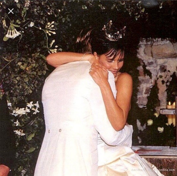 O casamento de David Beckham e Victoria Beckham, em julho de 1999 (Foto: Instagram)