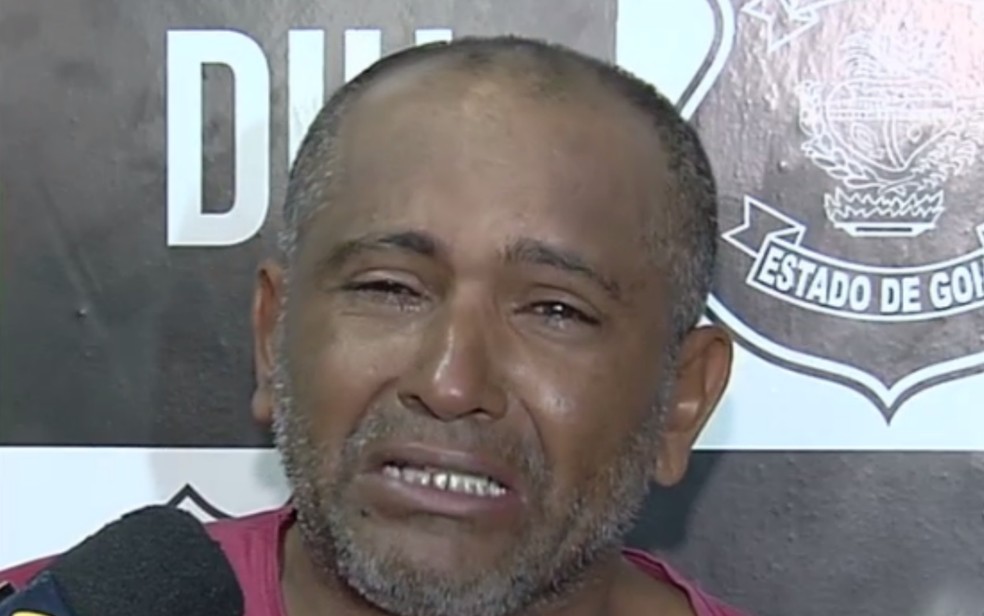 Selmar Pereira Silva preso suspeito de matar morador de rua em GoiÃ¢nia, GoiÃ¡s â Foto: ReproduÃ§Ã£o/TV Anhanguera 