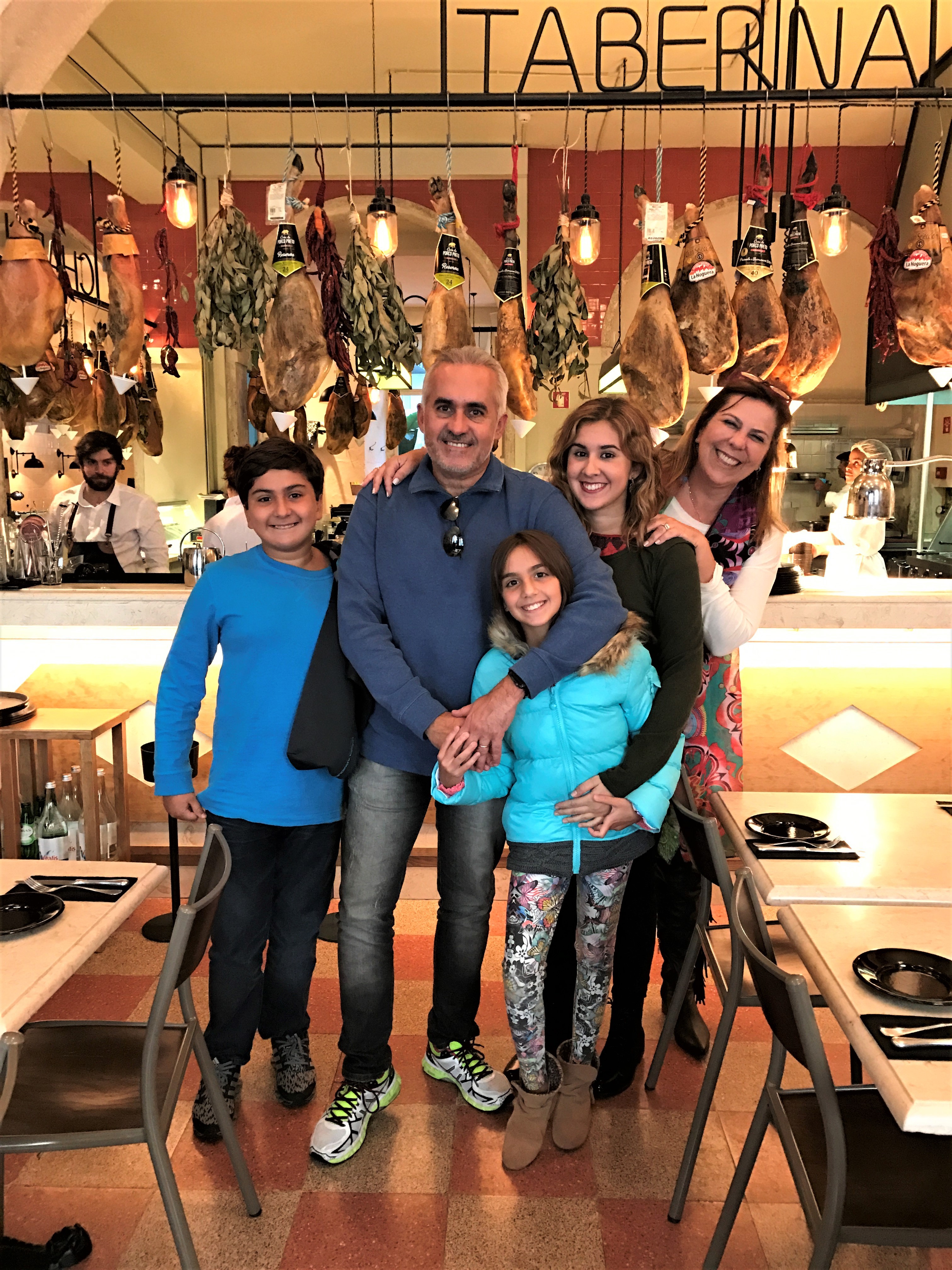 O empresário Marcos Rocha e família: apartamento novo de € 500 mil em Lisboa 