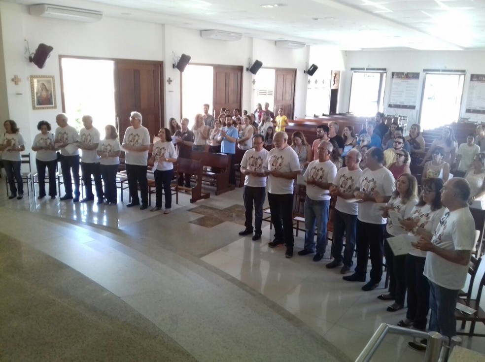 Irmãos se reuniram na Igreja de Mirassol para comemorar mil anos de idade (Foto: Ediana Miralha/Inter TV Cabugi)