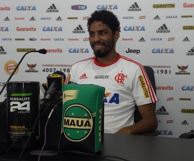 Wallace aponta paciência paulista como chave para o sucesso corintiano