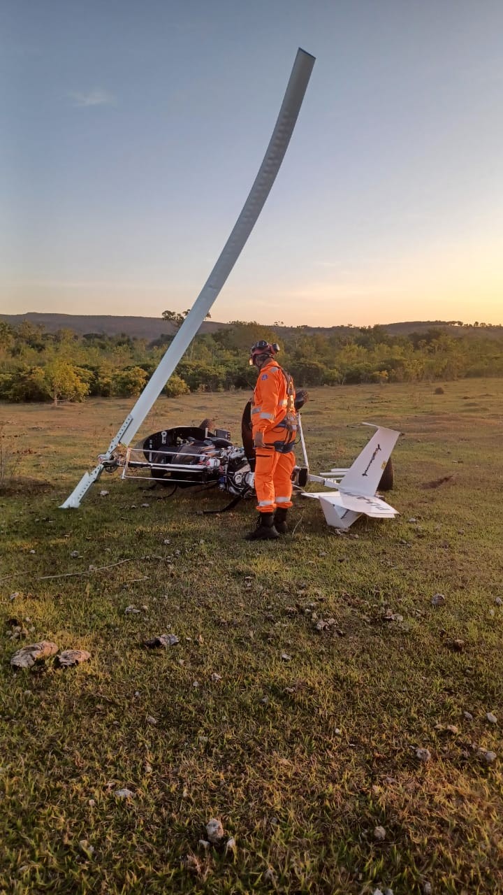 Acidente de helicóptero deixa duas pessoas feridas na Serra do Cipó