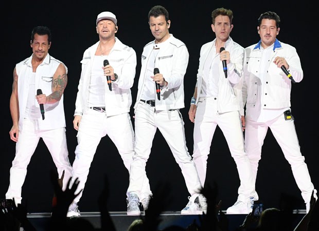 NASHVILLE, TENNESSEE - MAY 09: Danny Wood, Donnie Wahlberg, Jordan Knight, Joey McIntyre and Jonathan Knight of the musical group New Kids On The Block perform at Bridgestone Arena on May 09, 2019 in Nashville, Tennessee. (Photo by Jason Kempin/Getty Imag (Foto: Getty Images)
