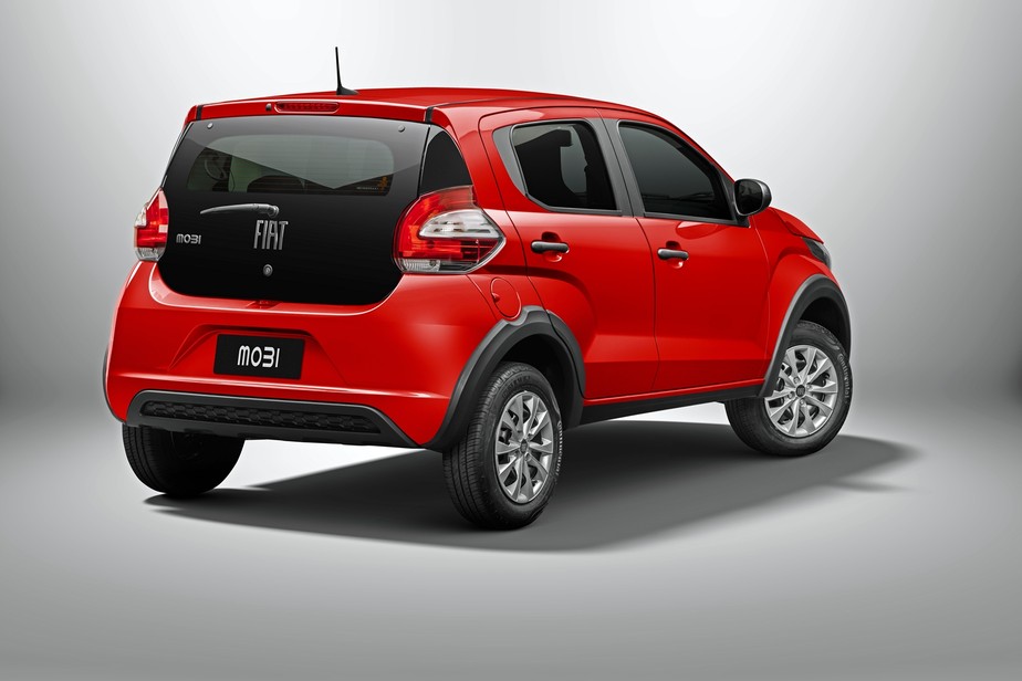 Fiat Mobi e Renault Kwid ficam mais caros e se aproximam de R$ 70 mil | Seu Bolso | autoesporte