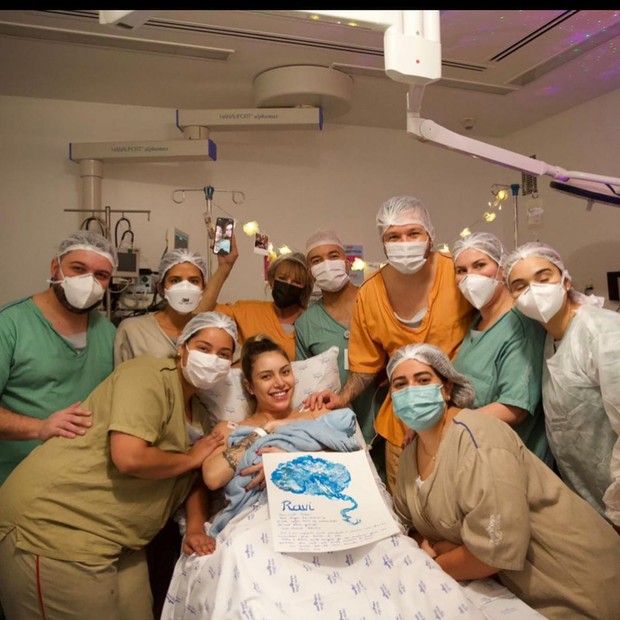 O parto de Malu Prange (Foto: Reprodução Instagram)