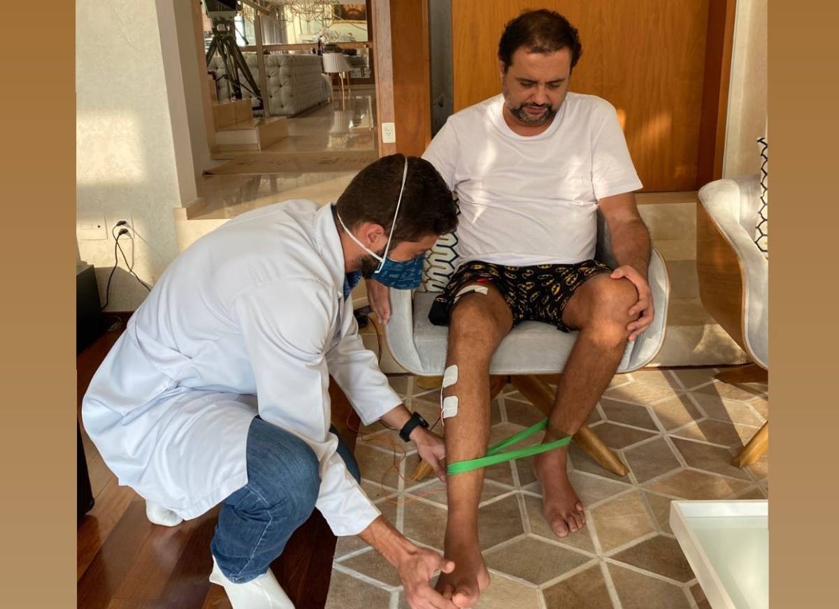 Geraldo Luís faz fisioterapia (Foto: Reprodução/Instagram)