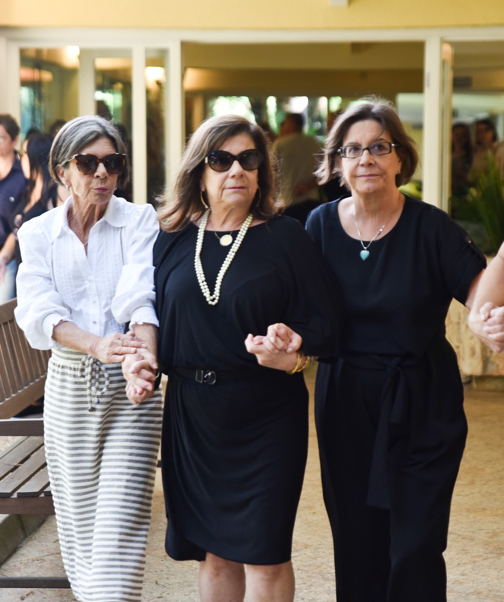 Nanci, Tânia e Sandra, filhas de Palmirinha Onofre — Foto: Leo Franco e Van Campos/Agnews
