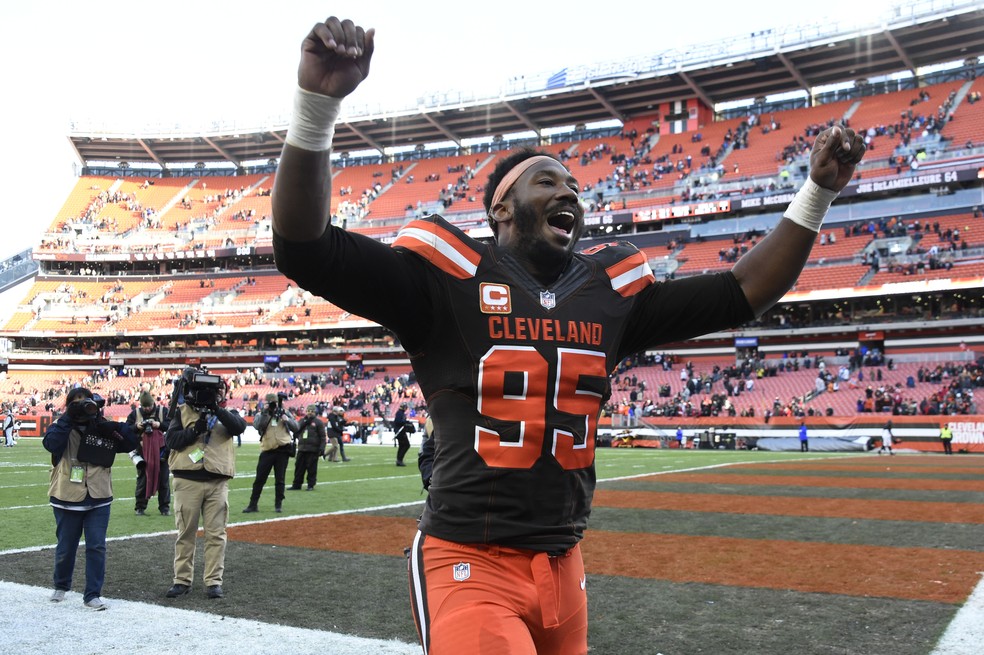 Myles Garrett, da NFL — Foto: Jason Miller / Stringer