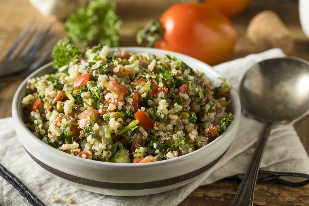 Salada de quinoa — Foto: Istock Getty Images