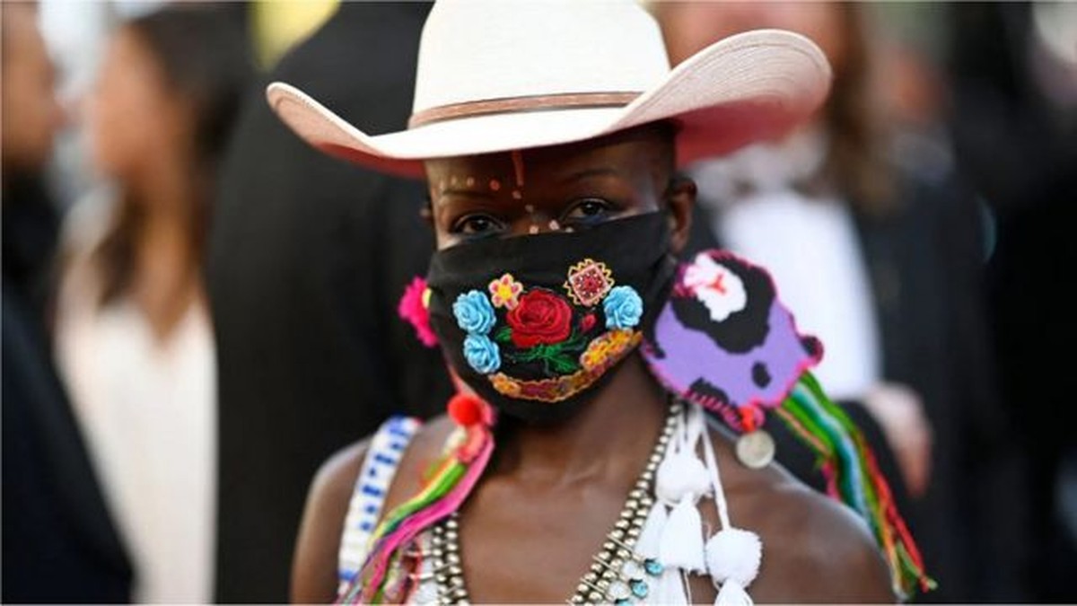 Lollapalooza 2022 vai precisar de uso de modelos e comprovante de vacina com ao menos duas doses |  Lollapalooza 2022