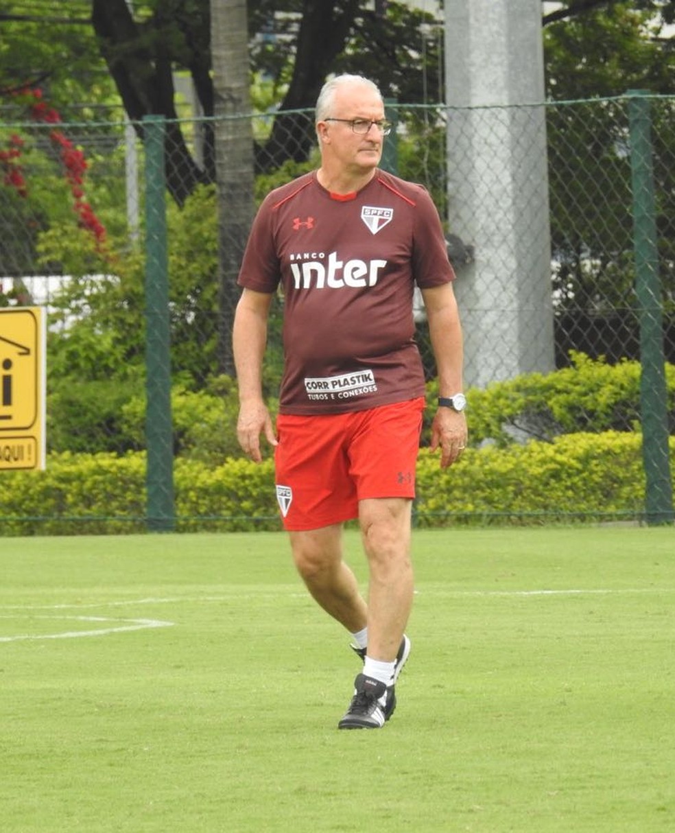 Dorival Júnior segue como técnico do São Paulo (Foto: Marcelo Hazan)
