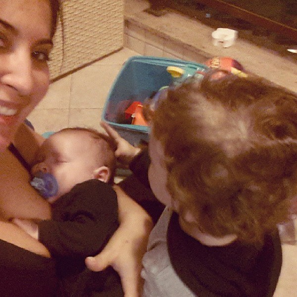 Priscila com os filhos Pietro e Gabriel (Foto: Reprodução / Instagram)