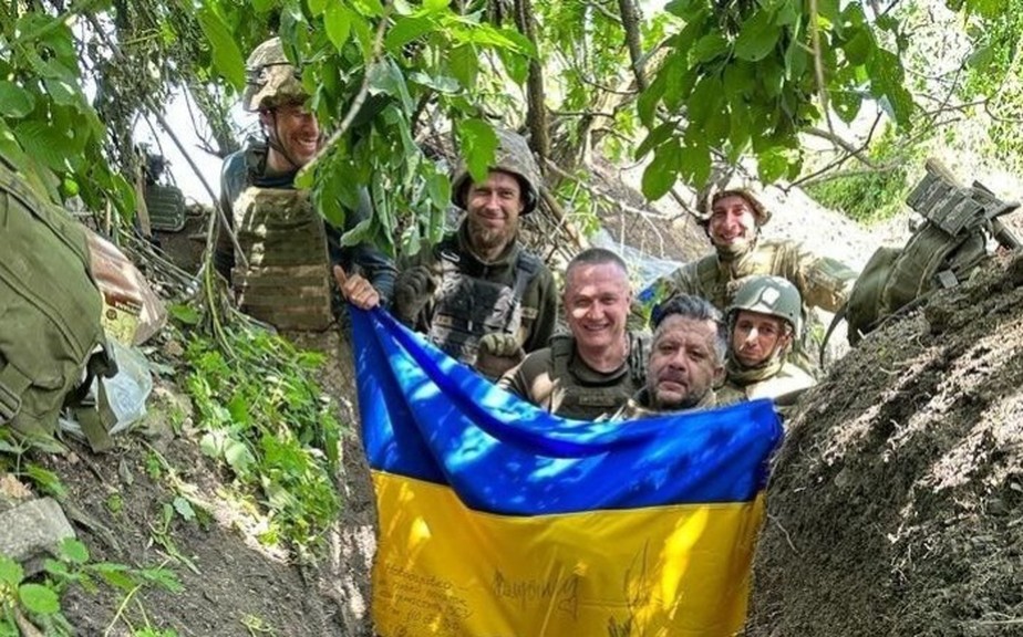 Tropas ucranianas publicam foto em Novodrivka, vilarejo retomado durante contraofensiva