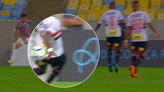 Gum, sobre pênalti não marcado: "Se fosse para Corinthians ou Fla, teriam dado"