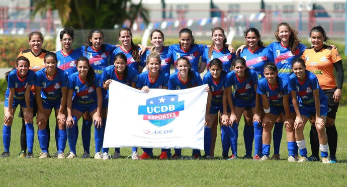 Time da UCBD representa Mato Grosso do Sul na Copa Brasil Universitária de futebol feminino (Foto: Luis Pires/Fotojump)