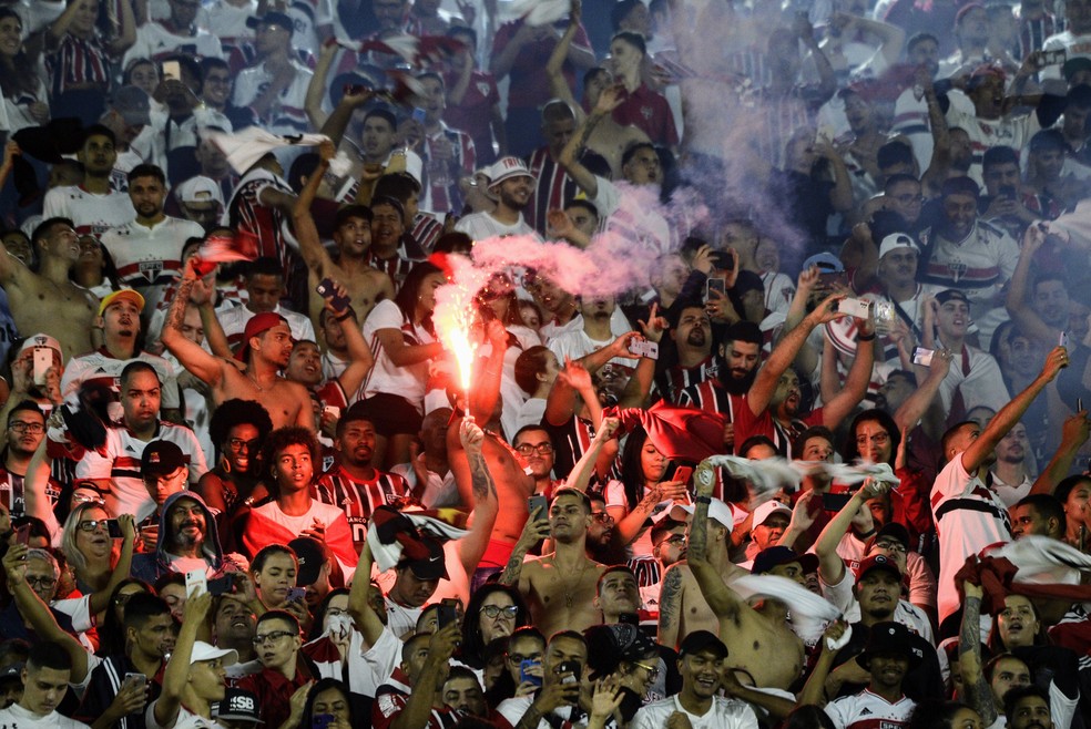 Mais de 60 mil pessoas compareceram ao Morumbi para São Paulo x Palmeiras — Foto: Marcos Ribolli