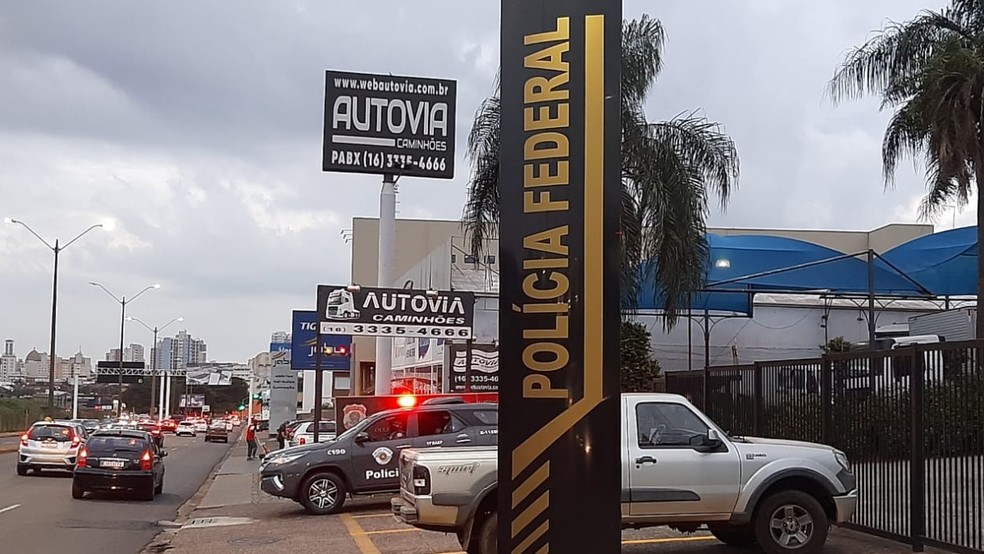 Ex-coronel da PM é preso por crimes de pornografia infantil em Araraquara — Foto: Milton Filho/a cidadeon