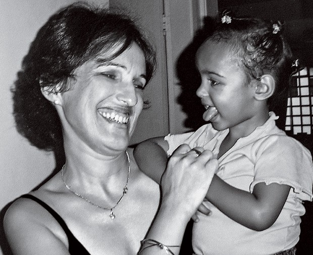 Gina Yara com a filha (Foto: Arquivo pessoal)