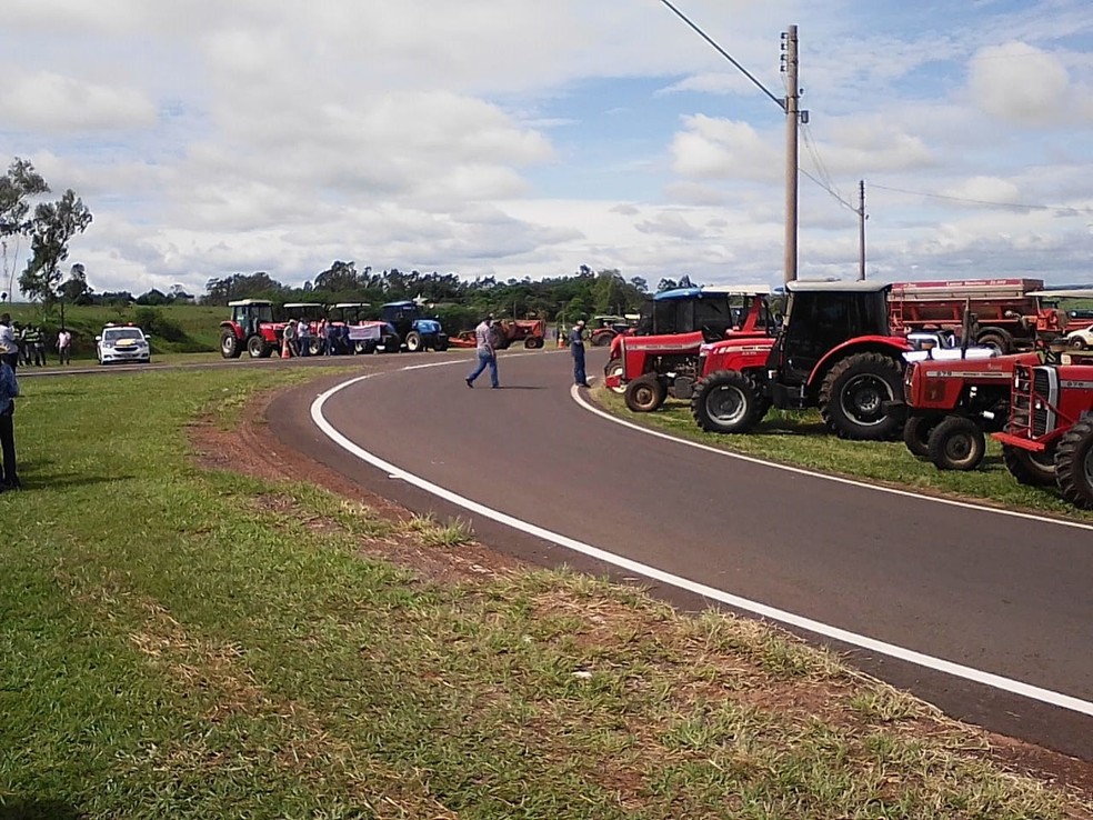 Mirante do Paranapanema é um dos pontos com manifestação — Foto: Márcio Júlio Pissinati