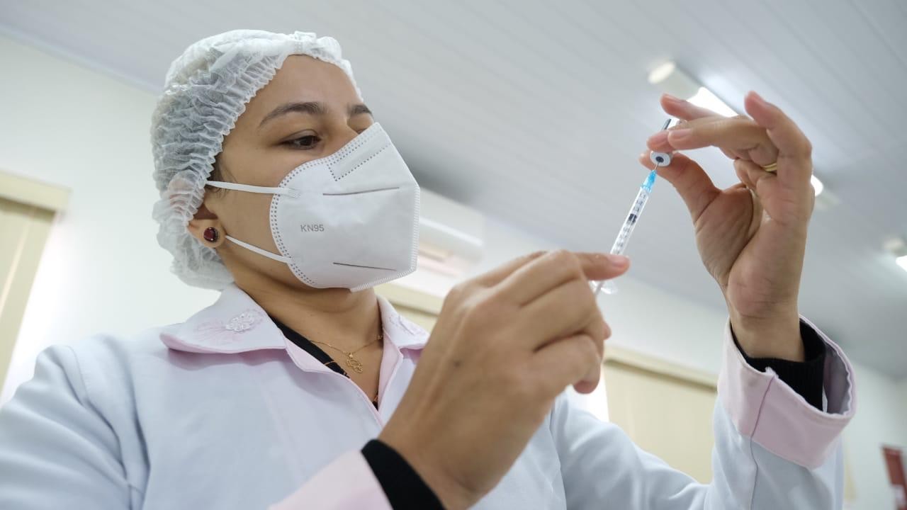 Registro inicia aplicação da 4ª dose contra Covid-19 na segunda-feira