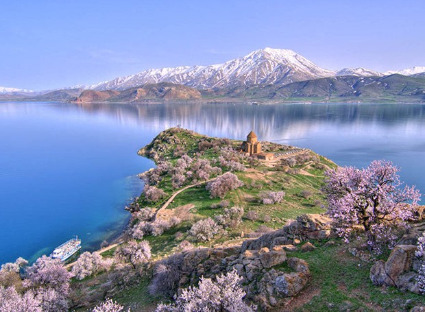 Lago Van, na Turquia (Foto: Sputink International/ Reprodução)
