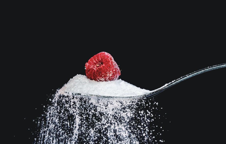 Os excessos de açúcar no corpo causam problemas graves