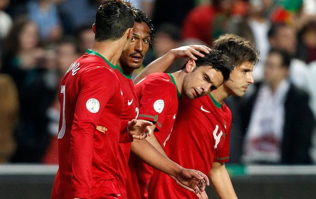 Helder Postiga gol Portugal contra Rússia (Foto: Reuters)