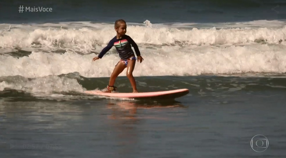 Bebe Surfista De 2 Anos Faz Sucesso No Litoral De Sao Paulo Veja Video Mais Voce Gshow