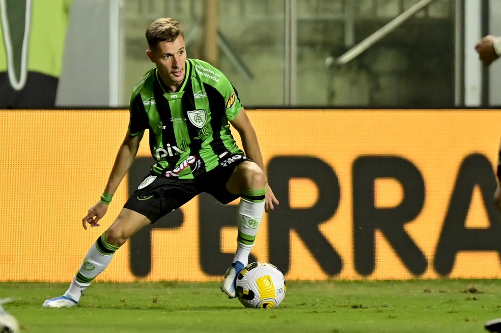 Observado pelo Grêmio desde a base, Gustavinho chega para acrescentar qualidade ao grupo