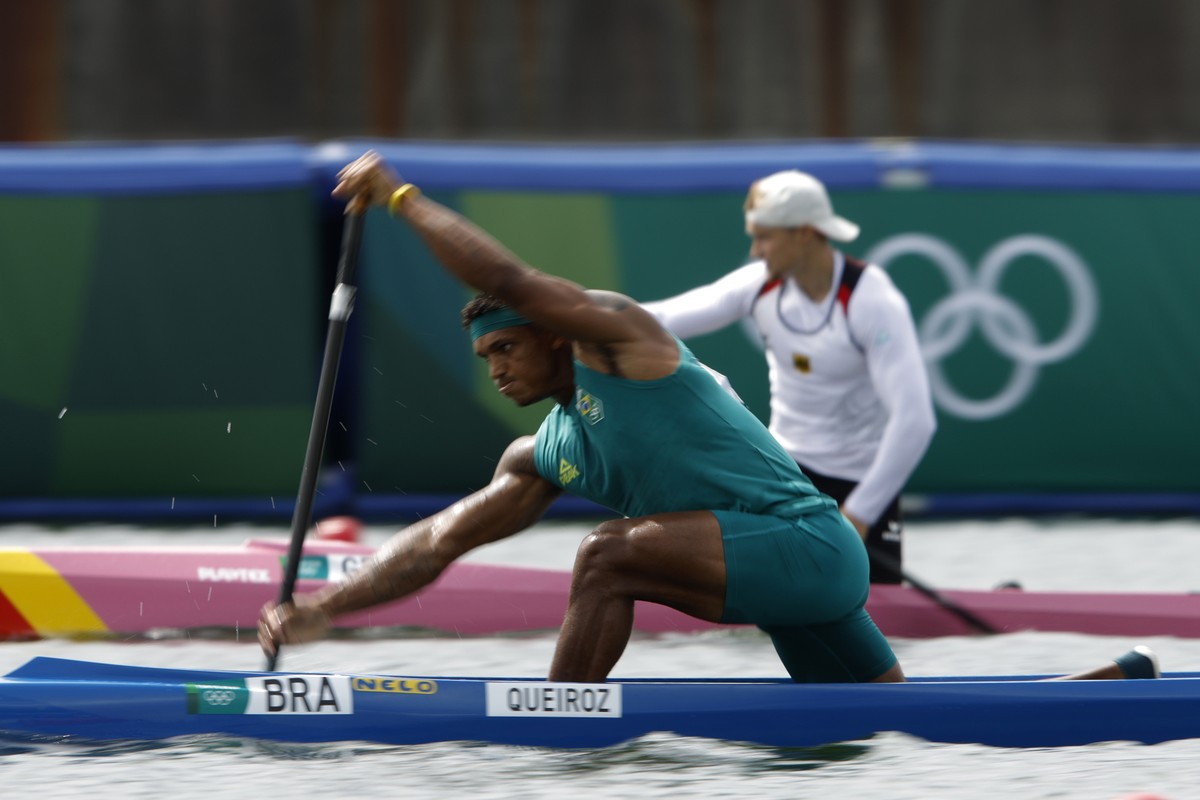 isaquias queiroz vence a semifinal nos 1000m c1 e luta pela medalha hoje a noite jogos olimpicos