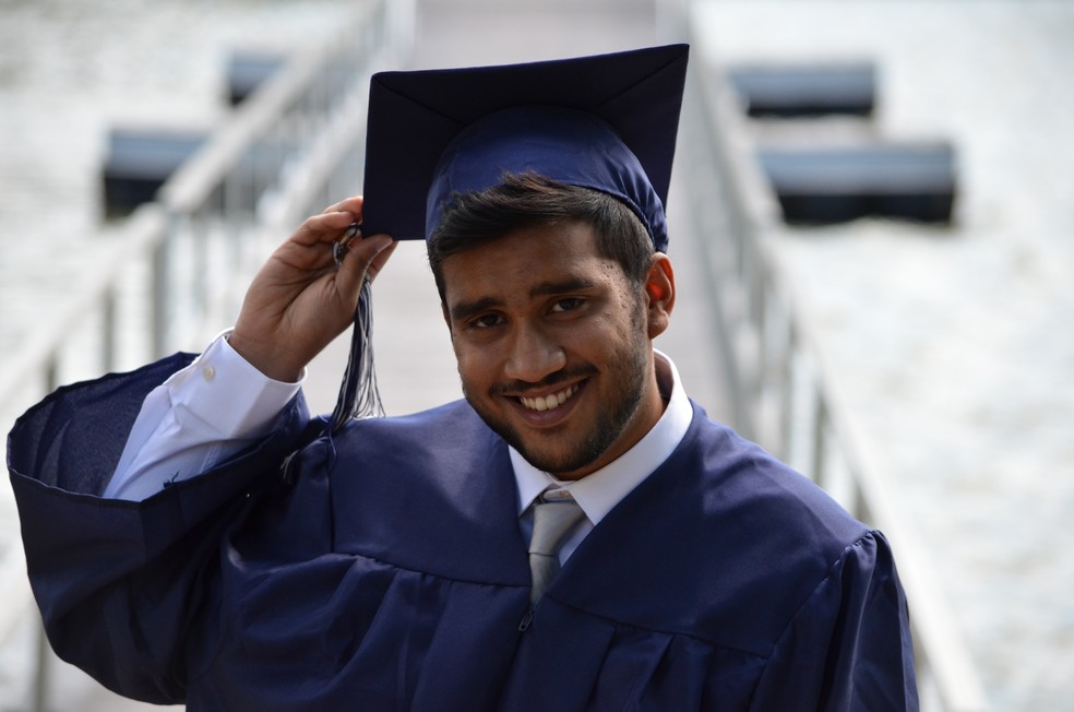 De olho em umaformação universitária, estudantes fazem Enem para ter acesso a várias formas de ingresso no ensino superior. — Foto: Muhammad Rizwan/Unsplash