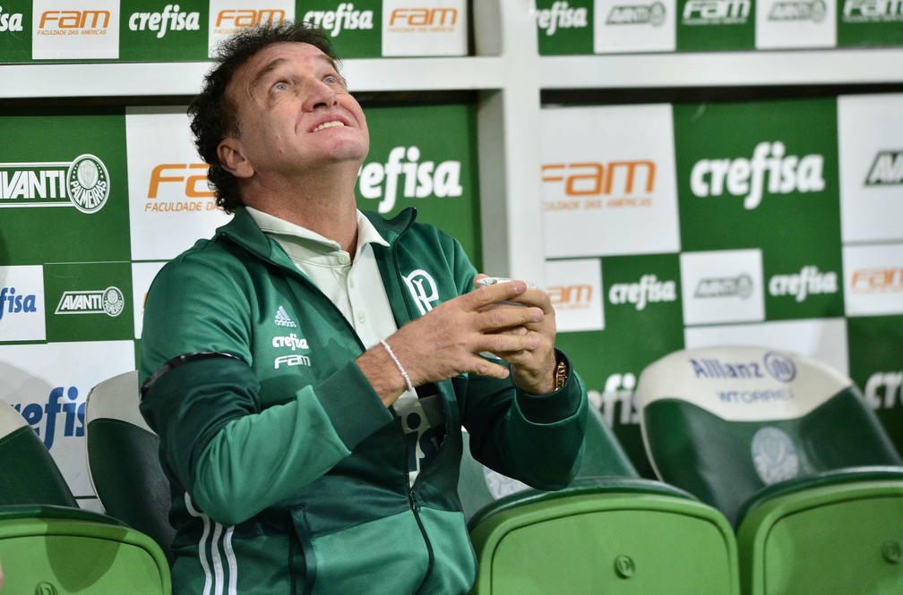 Cuca passou pelo Palmeiras entre 2016 e 2017 � Foto: Marcos Ribolli