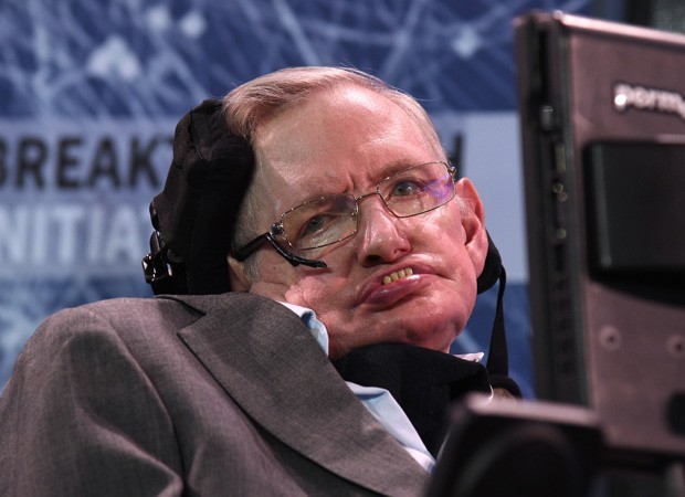 O físico Stephen Hawking, de 76 anos, sofria de esclerose lateral amiotrófica (ELA) desde os 21 anos (Foto: Getty Images)