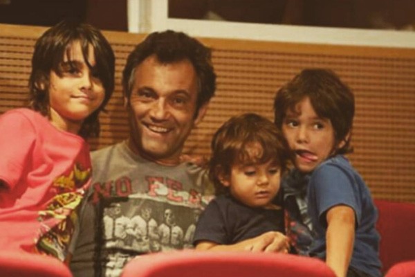 Domingos Montagner com os filhos (Foto: Reprodução / Instagram)