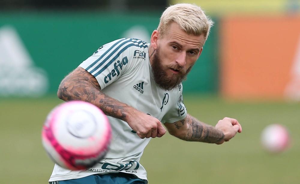 Antes do reencontro, Santos ainda deve a Lucas Lima