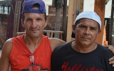 Valdir Almeida e Hermes Viana, ex-jogadores Santarém (Foto: Gustavo Campos/GloboEsporte.com)