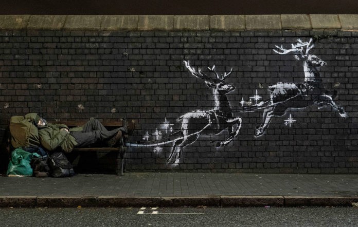 Banksy chama a atenção para moradores de rua em mural de Natal (Foto: Divulgação)