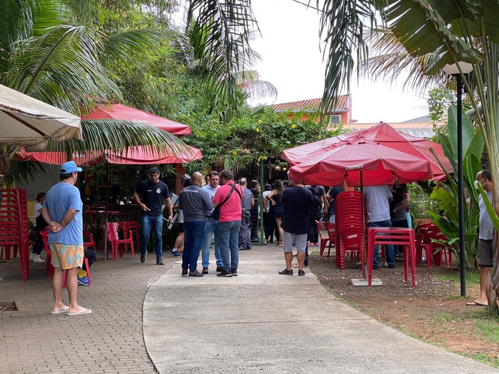 Dono de restaurante foi morto a facada em Piracicaba — Foto: Daniel Mafra/EPTV