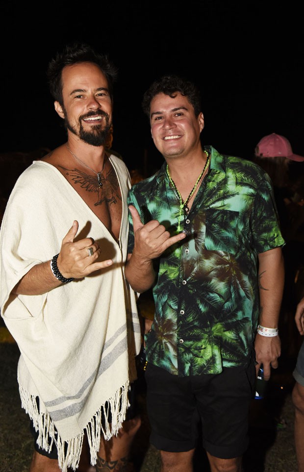 Giovanna Ewbank e Bruno Gagliasso se divertem em balada em ...