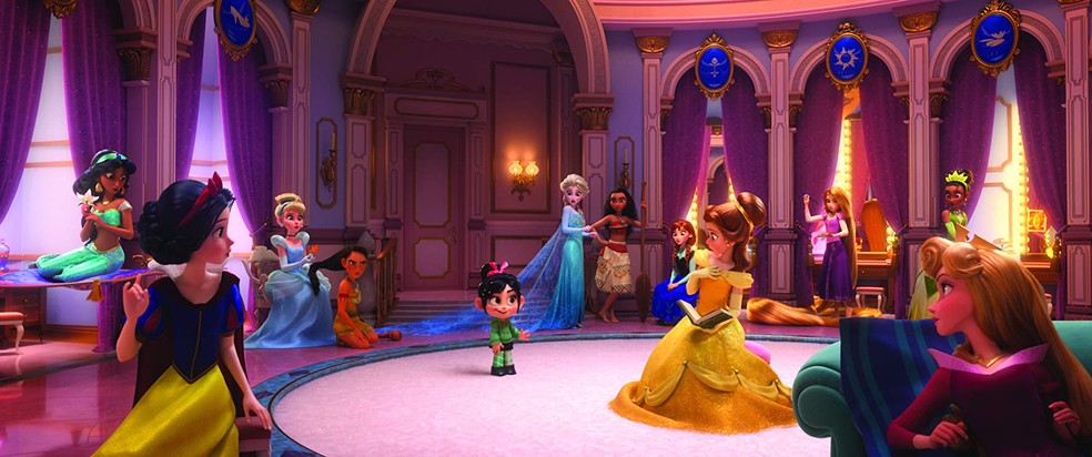 Vanellope encontra princesas da Disney em 'WiFi Ralph' — Foto: Divulgação