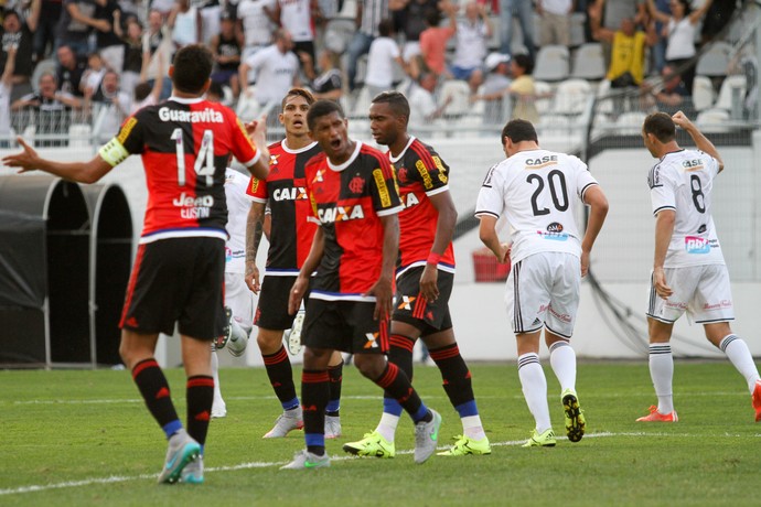 Rubro-negros lamentam novo gol de bola parada: Está nos prejudicando