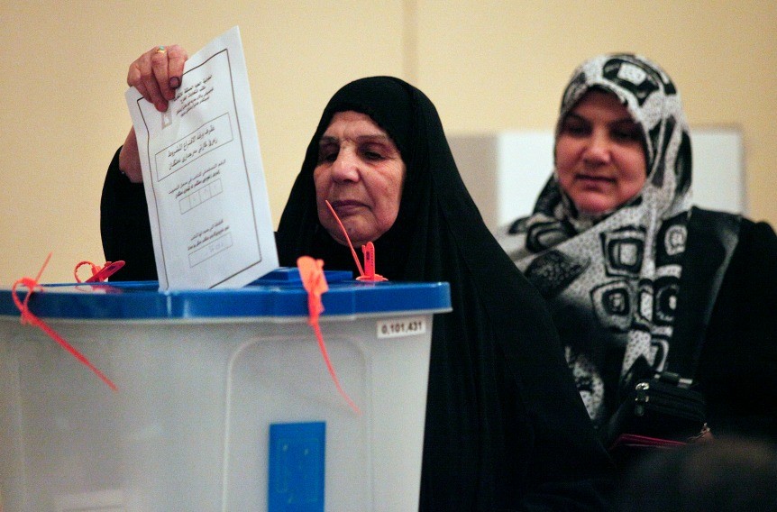 Iraquianas que vivem nos EUA votam em Michigan (Foto: Getty Images)