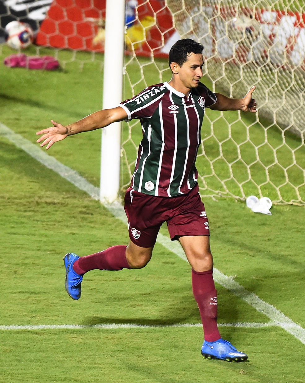 Ganso comemora seu gol pelo Fluminense contra o Bangu — Foto: André Durão