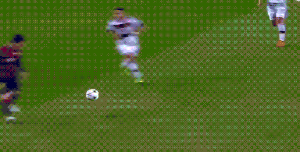 GIF messi e boateng barcelona x bayern (Foto: infoesporte)