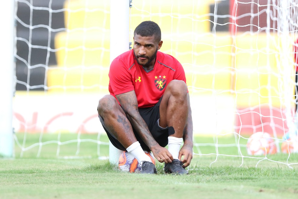 Sammir ainda não estreou pelo Sport  — Foto: Marlon Costa/ Pernambuco Press
