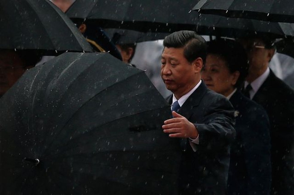 Analistas dizem que a política contra os uigures vem diretamente do presidente Xi Jinping — Foto: Getty via BBC