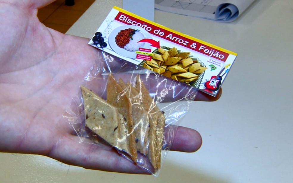 Biscoito de arroz e feijão desenvolvido pela Unicamp em Campinas. — Foto: Reprodução/EPTV