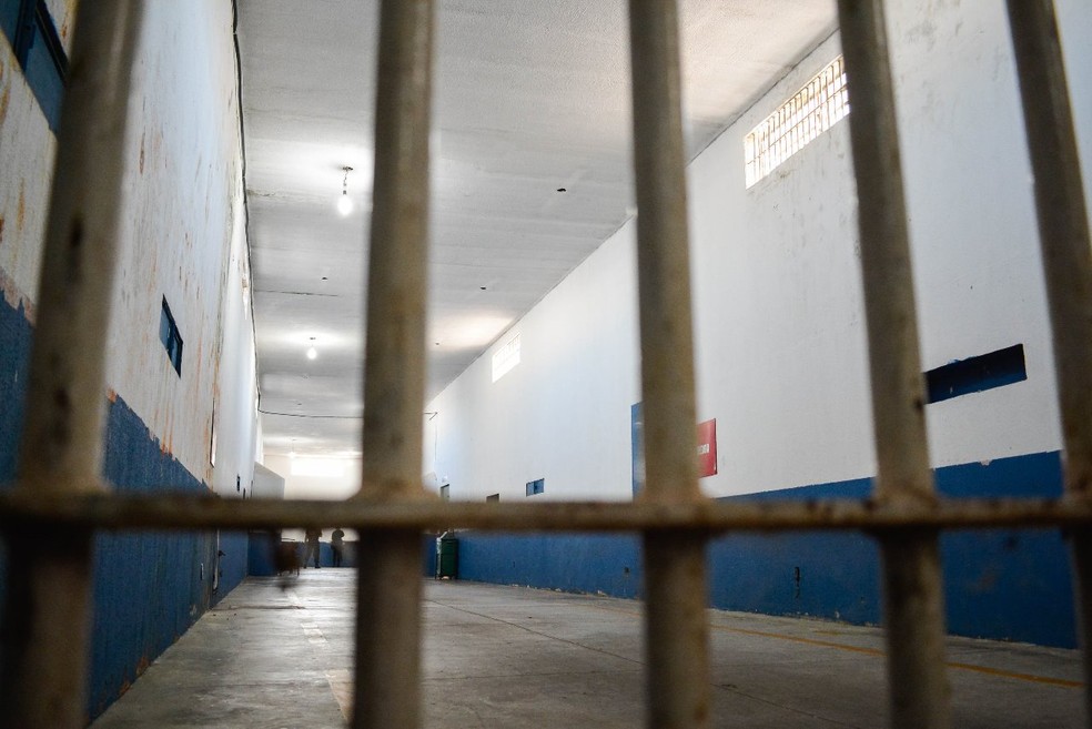 Servidores se recusaram a receber novos presos na Penitenciária de Água Boa nesta quinta (16) — Foto: Tchelo Figueiredo/Secom-MT